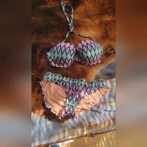 (SOLD)Victorias Secret Bikini Set